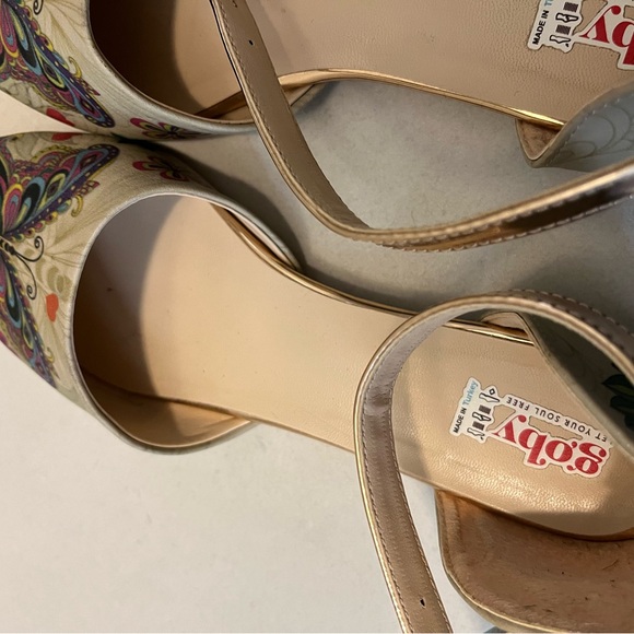 Artistic pointed toe flats - Picture 4 of 4